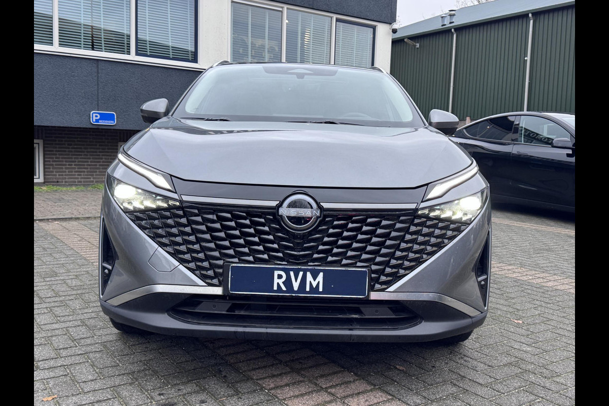 Nissan QASHQAI 1.3 MHEV Xtronic N-Connecta VAN: €37.900,- VOOR: €34.577,- UW EINDEJAARSVOORDEEL: €3.323,- | FABRIEKSGARANTIE| PANO| VOORRUITVERWARMING| STOEL + STUUR VERWARMING| 360 CAMERA| DODE HOEK| HEAD-UP| ELEK. ACHTERKLEP