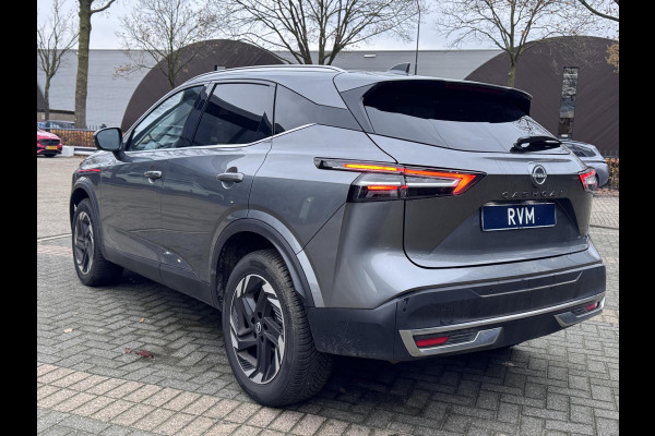 Nissan QASHQAI 1.3 MHEV Xtronic N-Connecta VAN: €37.900,- VOOR: €34.577,- UW EINDEJAARSVOORDEEL: €3.323,- | FABRIEKSGARANTIE| PANO| VOORRUITVERWARMING| STOEL + STUUR VERWARMING| 360 CAMERA| DODE HOEK| HEAD-UP| ELEK. ACHTERKLEP
