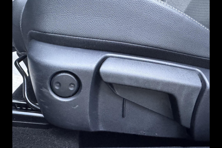 Nissan QASHQAI 1.3 MHEV Xtronic N-Connecta VAN: €37.900,- VOOR: €34.577,- UW EINDEJAARSVOORDEEL: €3.323,- | FABRIEKSGARANTIE| PANO| VOORRUITVERWARMING| STOEL + STUUR VERWARMING| 360 CAMERA| DODE HOEK| HEAD-UP| ELEK. ACHTERKLEP