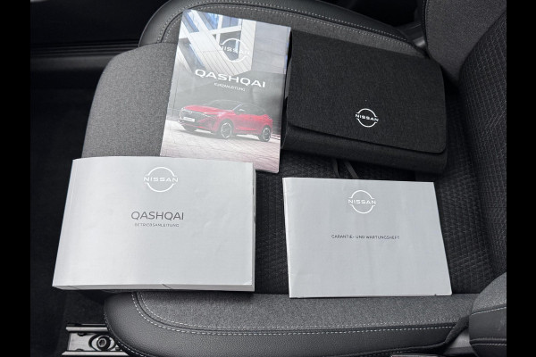 Nissan QASHQAI 1.3 MHEV Xtronic N-Connecta VAN: €37.900,- VOOR: €34.577,- UW EINDEJAARSVOORDEEL: €3.323,- | FABRIEKSGARANTIE| PANO| VOORRUITVERWARMING| STOEL + STUUR VERWARMING| 360 CAMERA| DODE HOEK| HEAD-UP| ELEK. ACHTERKLEP