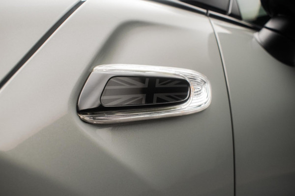 MINI Mini 1.5 Cooper John Cooper Works Dalston Edition ORG NL [ Panoramadak Harman Kardon HUD Digital Dash Alcantara ]