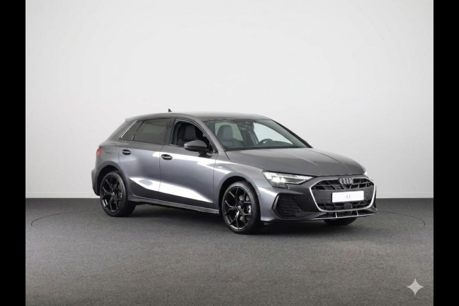 Audi A3 Sportback 40 TFSI e S edition 204pk | Verlengde garantie | Parkeercamera | Adaptieve cruise controle | Optiek pakket zwart Plus | Extra getint glas