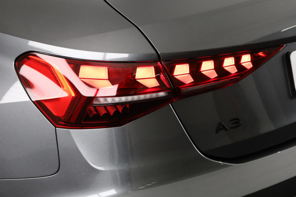 Audi A3 Sportback 40 TFSI e S edition 204pk | Verlengde garantie | Parkeercamera | Adaptieve cruise controle | Optiek pakket zwart Plus | Extra getint glas