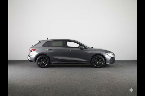 Audi A3 Sportback 40 TFSI e S edition 204pk | Verlengde garantie | Parkeercamera | Adaptieve cruise controle | Optiek pakket zwart Plus | Extra getint glas