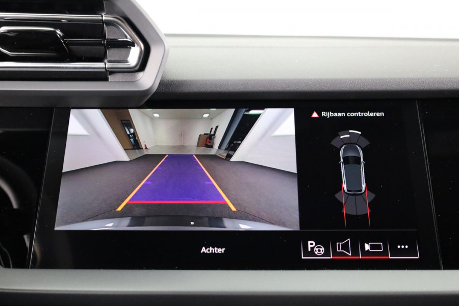 Audi A3 Sportback 40 TFSI e S edition 204pk | Verlengde garantie | Parkeercamera | Adaptieve cruise controle | Optiek pakket zwart Plus | Extra getint glas