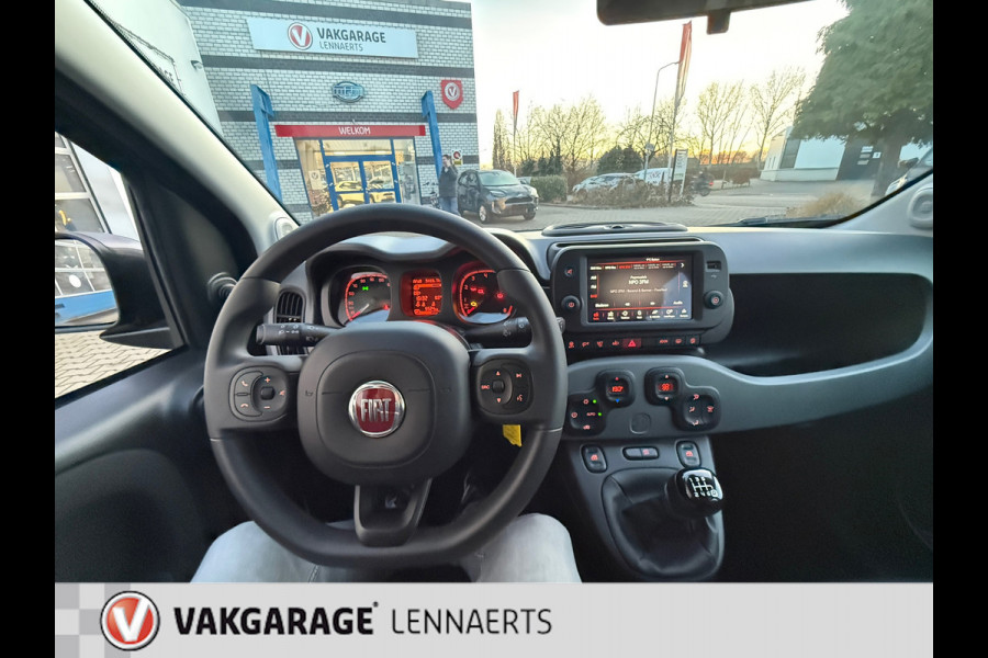 Fiat Panda 1.0 Hybrid City Cross (BOVAG/RIJKLAARPRIJS)