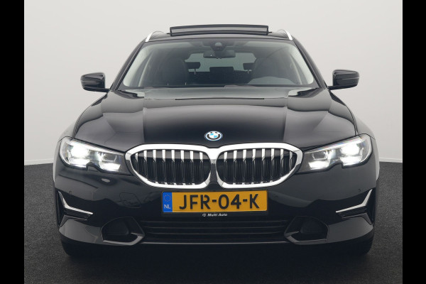 BMW 3 Serie Touring 320e Sportline Plug In Hybrid 204pk Dealer O.H PHEV | Panodak | Lederen Sportstoelen Verwarmd | Apple Carplay | Sfeerverlichting | Navi Full Map | DAB |