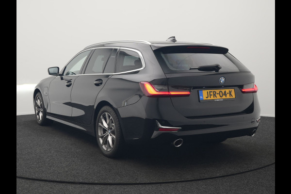 BMW 3 Serie Touring 320e Sportline Plug In Hybrid 204pk Dealer O.H PHEV | Panodak | Lederen Sportstoelen Verwarmd | Apple Carplay | Sfeerverlichting | Navi Full Map | DAB |