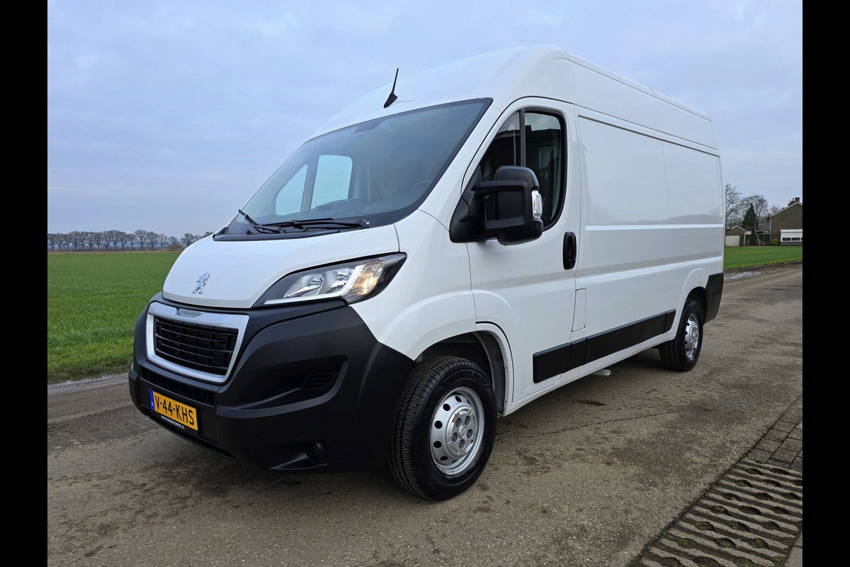 Peugeot Boxer 2.2 BlueHDi L2 H2 3.5T 140 Pk - Euro 6 - Navi - Airco - Cruise Control