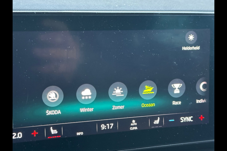 Škoda Octavia Combi 1.0 e-TSI Business Edition Plus Pano|Sfeer|Adaptive