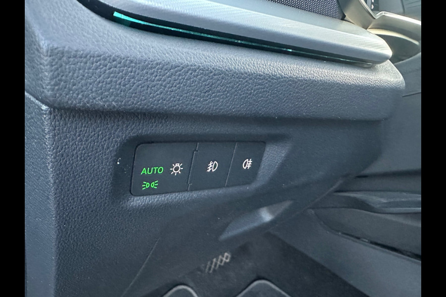 Škoda Octavia Combi 1.0 e-TSI Business Edition Plus Pano|Sfeer|Adaptive