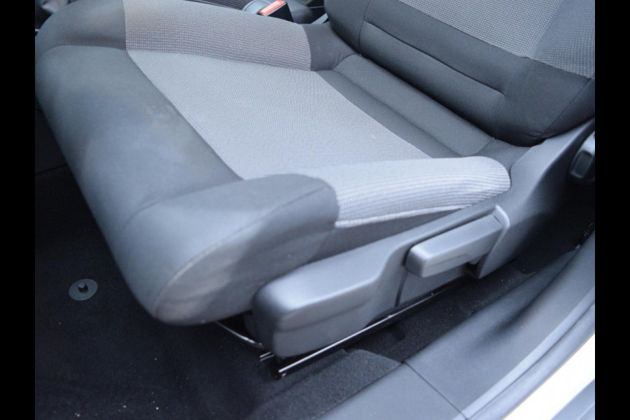 Citroën C4 Cactus 1.2 PureTech Feel PARKEERSENSOREN | NAVIGATIE | AIRCO |