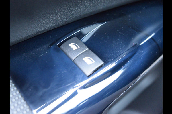 Citroën C4 Cactus 1.2 PureTech Feel PARKEERSENSOREN | NAVIGATIE | AIRCO |