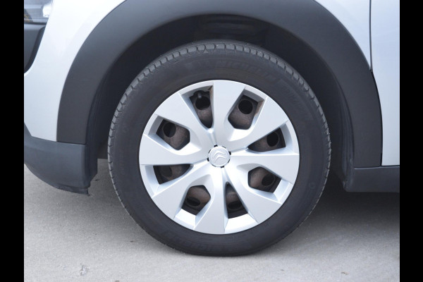 Citroën C4 Cactus 1.2 PureTech Feel PARKEERSENSOREN | NAVIGATIE | AIRCO |
