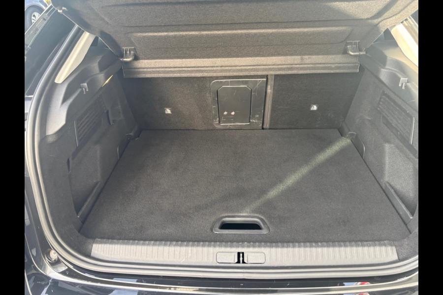 Citroën Ë-C4 Shine 50 kWh Rijklaar geleverd incl 12 maanden BOVAG garantie! | OBC reeds vervangen! |