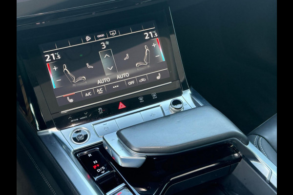 Audi e-tron 50 quattro Business edition Plus 71 kWh, panoramadak, leder, stoelverwarming, camera, NL auto met nap