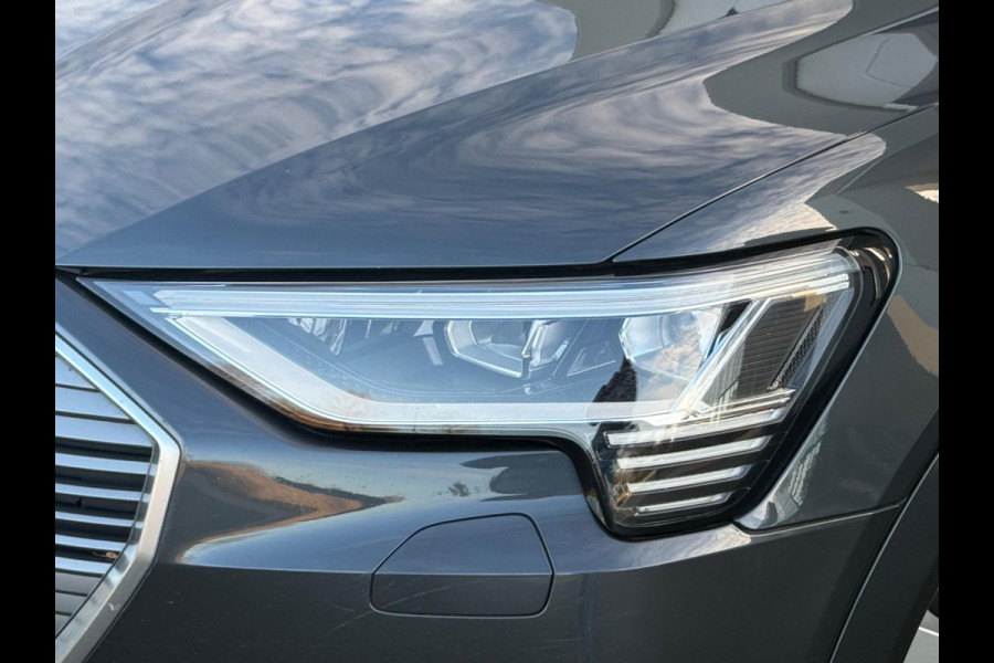 Audi e-tron 50 quattro Business edition Plus 71 kWh, panoramadak, leder, stoelverwarming, camera, NL auto met nap