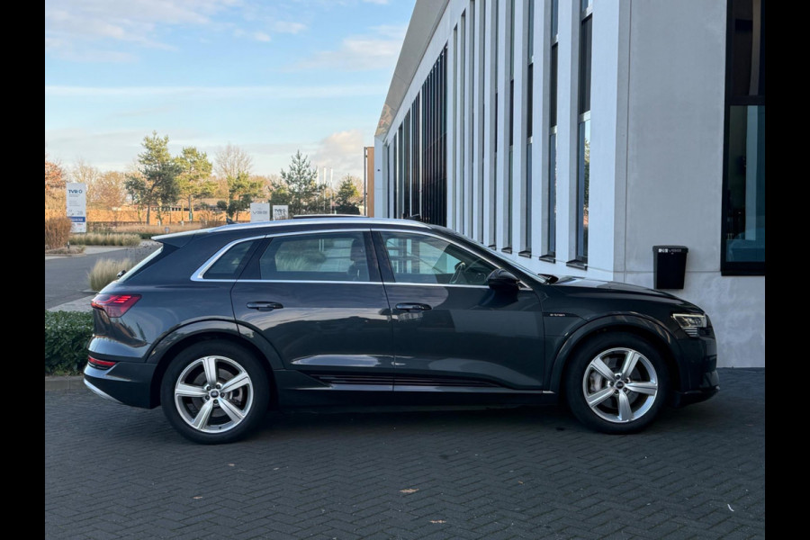 Audi e-tron 50 quattro Business edition Plus 71 kWh, panoramadak, leder, stoelverwarming, camera, NL auto met nap