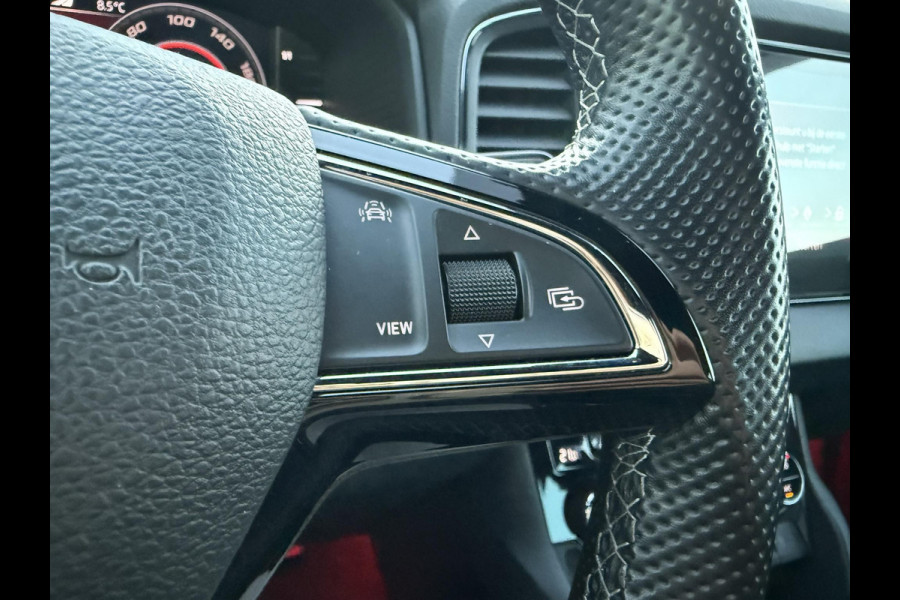 Škoda Karoq 1.5 TSI ACT Sportline Business 150 PK | Clima | Adapt. Cruise | Wegklapbare Trekhaak | Stoelverwarming