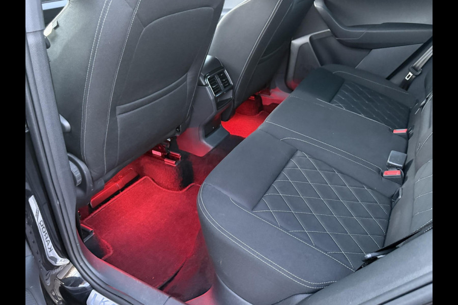 Škoda Karoq 1.5 TSI ACT Sportline Business 150 PK | Clima | Adapt. Cruise | Wegklapbare Trekhaak | Stoelverwarming
