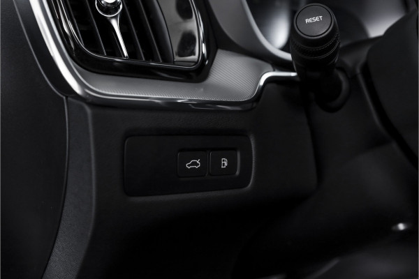 Volvo XC60 2.0 T6 Plug-in hybrid AWD Plus Black Edition | S/K-Panodak | Dig. Cockpit | Adapt. Cruise | Memory Stoelen | Elek. Klep | Stoel-+stuurverw. | 360 Camera | NAV+App. Connect | ECC | LM 21" | 2762