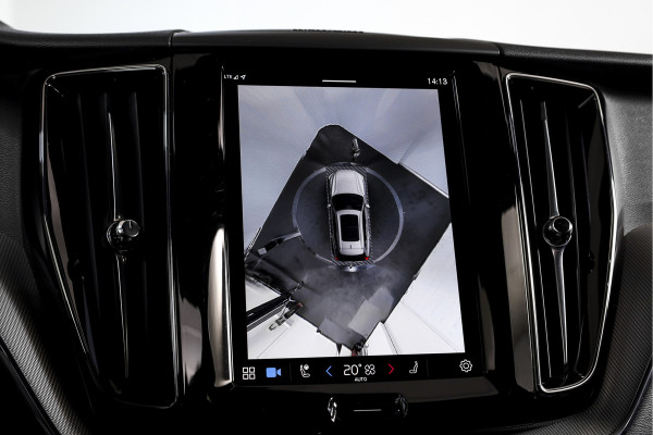 Volvo XC60 2.0 T8 Plug-in hybrid AWD Plus Black Edition | Elek. Trekhaak | S/K-Panodak | Harman/Kardon | Dig. Cockpit | Adapt. Cruise | Memory Stoelen | Elek. Klep | Stoel-+stuurverw. | 360 Camera | NAV+App. Connect | ECC | LM 21" | 0348