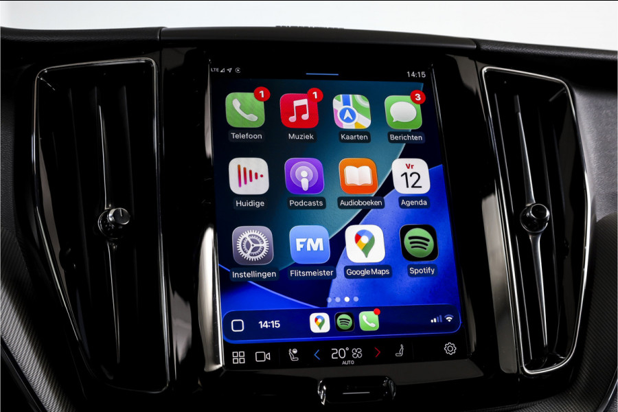 Volvo XC60 2.0 T8 Plug-in hybrid AWD Plus Black Edition | Elek. Trekhaak | S/K-Panodak | Harman/Kardon | Dig. Cockpit | Adapt. Cruise | Memory Stoelen | Elek. Klep | Stoel-+stuurverw. | 360 Camera | NAV+App. Connect | ECC | LM 21" | 0348