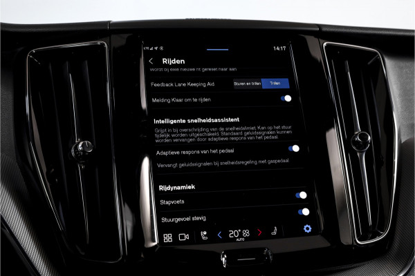 Volvo XC60 2.0 T8 Plug-in hybrid AWD Plus Black Edition | Elek. Trekhaak | S/K-Panodak | Harman/Kardon | Dig. Cockpit | Adapt. Cruise | Memory Stoelen | Elek. Klep | Stoel-+stuurverw. | 360 Camera | NAV+App. Connect | ECC | LM 21" | 0348