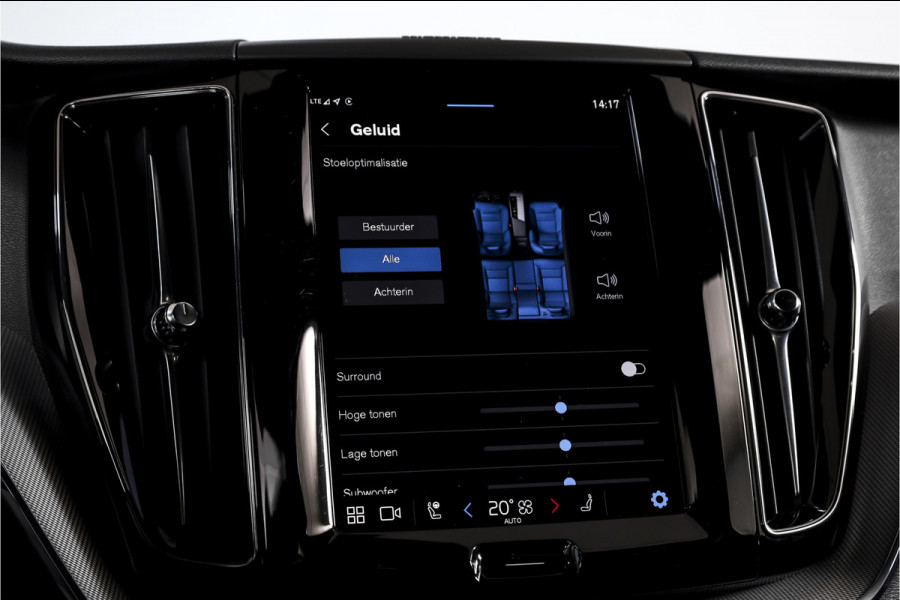 Volvo XC60 2.0 T8 Plug-in hybrid AWD Plus Black Edition | Elek. Trekhaak | S/K-Panodak | Harman/Kardon | Dig. Cockpit | Adapt. Cruise | Memory Stoelen | Elek. Klep | Stoel-+stuurverw. | 360 Camera | NAV+App. Connect | ECC | LM 21" | 0348