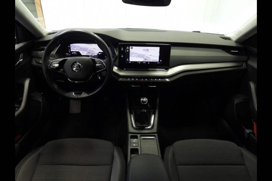 Škoda Octavia Combi 1.0 TSI Business Edition NAVI/VIRTUAL/LED/TREKH/17"LMV!