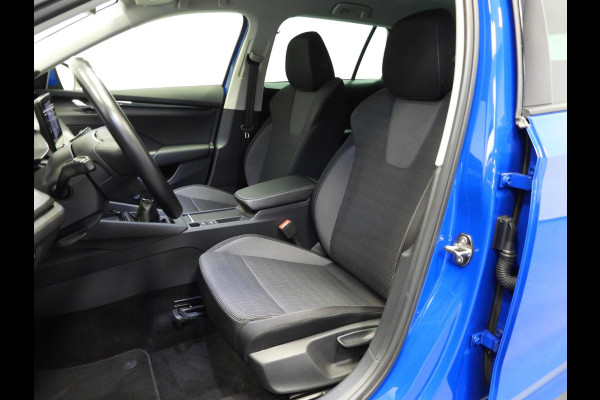 Škoda Octavia Combi 1.0 TSI Business Edition NAVI/VIRTUAL/LED/TREKH/17"LMV!