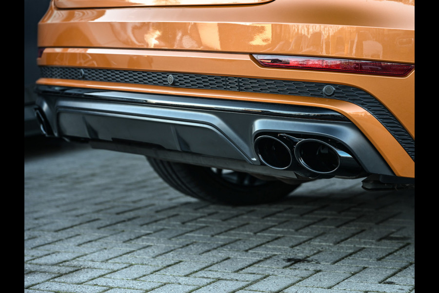 Audi Q8 60 TFSI e Quattro Competition · Keyless · B&O Sound · Soft Close · 360 Camera · Stuurverwarming · Panoramadak · Head-up · Alcant