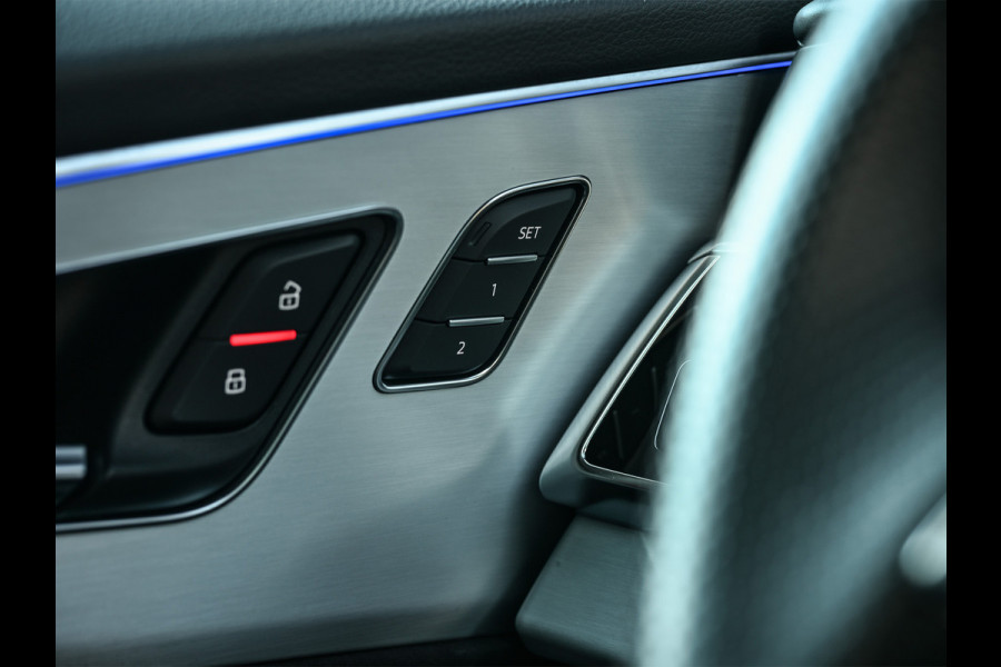 Audi Q8 60 TFSI e Quattro Competition · Keyless · B&O Sound · Soft Close · 360 Camera · Stuurverwarming · Panoramadak · Head-up · Alcant