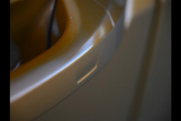 Audi Q8 60 TFSI e Quattro Competition · Keyless · B&O Sound · Soft Close · 360 Camera · Stuurverwarming · Panoramadak · Head-up · Alcant