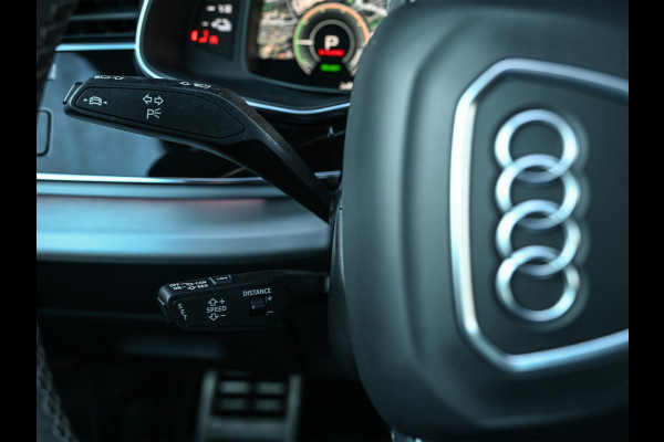 Audi Q8 60 TFSI e Quattro Competition · Keyless · B&O Sound · Soft Close · 360 Camera · Stuurverwarming · Panoramadak · Head-up · Alcant