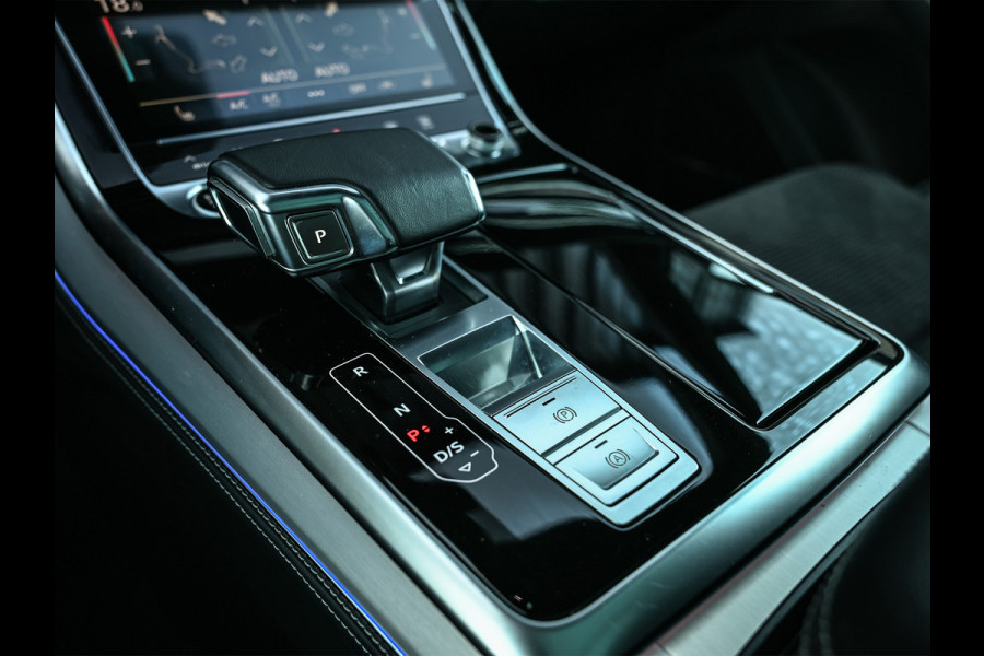 Audi Q8 60 TFSI e Quattro Competition · Keyless · B&O Sound · Soft Close · 360 Camera · Stuurverwarming · Panoramadak · Head-up · Alcant