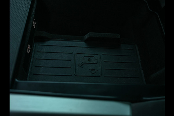 Audi Q8 60 TFSI e Quattro Competition · Keyless · B&O Sound · Soft Close · 360 Camera · Stuurverwarming · Panoramadak · Head-up · Alcant