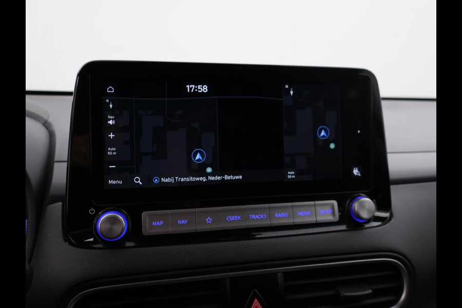 Hyundai Kona 64 kWh 204 PK AUT. + CAMERA | APPLE CARPLAY | STUURVERW. | STOELVERW. | LED | BTW AUTO
