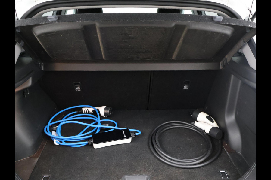 Hyundai Kona 64 kWh 204 PK AUT. + CAMERA | APPLE CARPLAY | STUURVERW. | STOELVERW. | LED | BTW AUTO