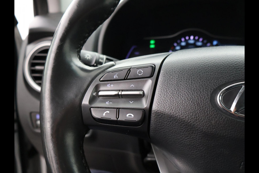 Hyundai Kona 64 kWh 204 PK AUT. + CAMERA | APPLE CARPLAY | STUURVERW. | STOELVERW. | LED | BTW AUTO