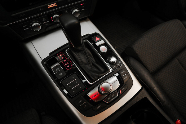 Audi A6 Avant 50 TDI quattro Navi Leer Elektr. achterklep PDC Climate LED Carplay LM velgen