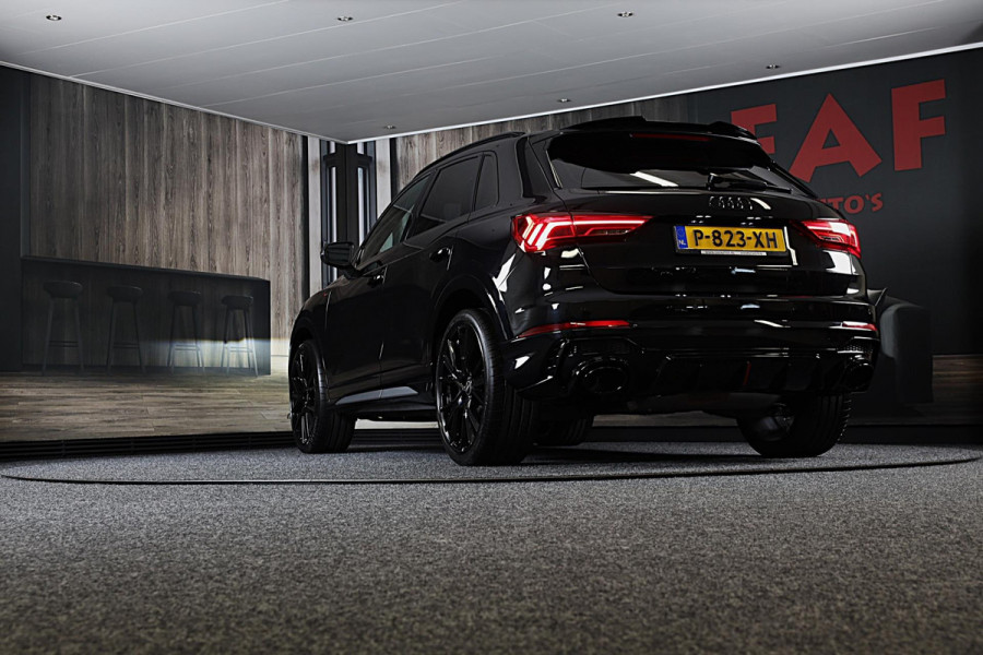 Audi Q3 35 TFSI RSQ3 Look / AUT / Virtual Cockpit / Lane Assist / Dode Hoek / Elek Stoelen / Led / Pdc / 21 Inch