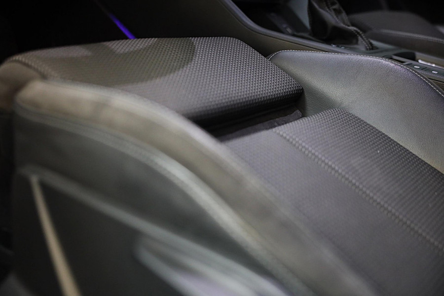 Audi Q3 35 TFSI RSQ3 Look / AUT / Virtual Cockpit / Lane Assist / Dode Hoek / Elek Stoelen / Led / Pdc / 21 Inch