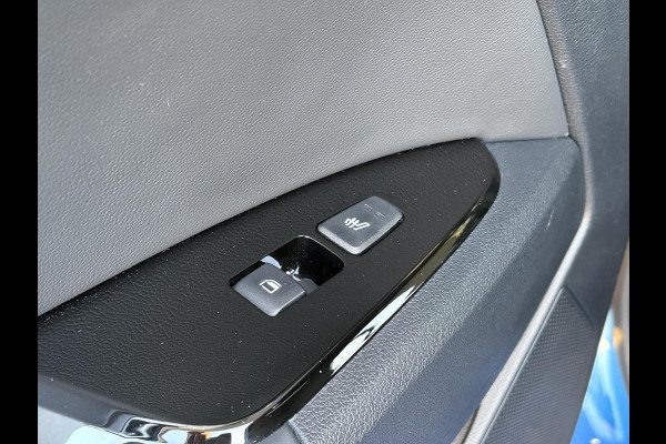 Kia Sportage 1.6 T-GDi Hybrid DynamicPlusLine | Panoramadak | Stoelverwarming | Navigatiesysteem | Adaptive cruise control