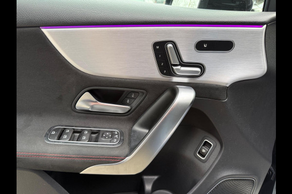 Mercedes-Benz A-Klasse 220 4MATIC Premium Plus LEER/NAV/PANO