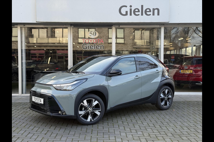 Toyota Aygo X 1.5 Hybrid 116pk CVT Pulse Bi-Tone | Apple CarPlay/Android auto, Privacy glass, Lichtmetalen velgen