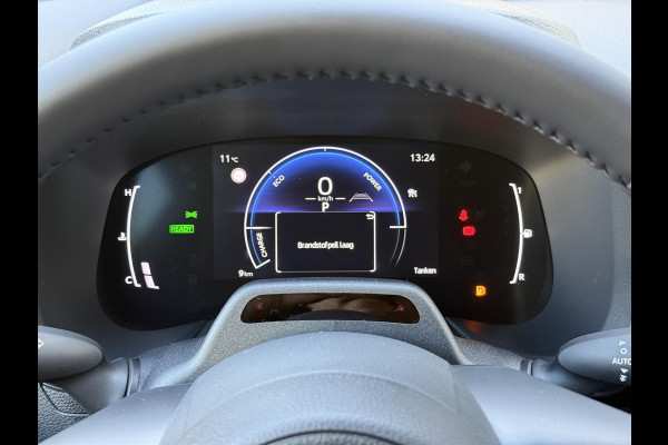 Toyota Aygo X 1.5 Hybrid 116pk CVT Pulse Bi-Tone | Apple CarPlay/Android auto, Privacy glass, Lichtmetalen velgen