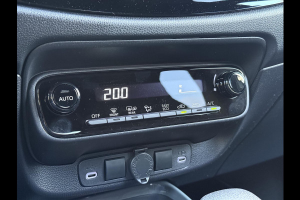 Toyota Aygo X 1.5 Hybrid 116pk CVT Pulse Bi-Tone | Apple CarPlay/Android auto, Privacy glass, Lichtmetalen velgen