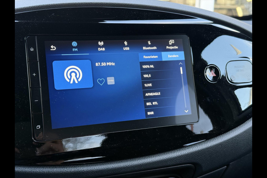 Toyota Aygo X 1.5 Hybrid 116pk CVT Pulse Bi-Tone | Apple CarPlay/Android auto, Privacy glass, Lichtmetalen velgen