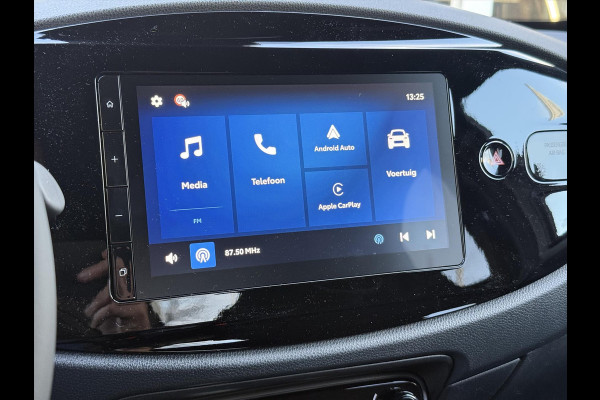 Toyota Aygo X 1.5 Hybrid 116pk CVT Pulse Bi-Tone | Apple CarPlay/Android auto, Privacy glass, Lichtmetalen velgen